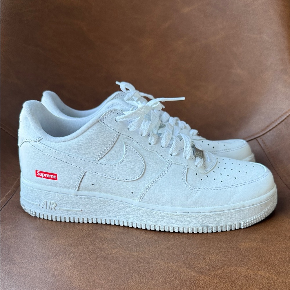 Supreme Men’s Air Force 1 White Sneakers CU9225-100